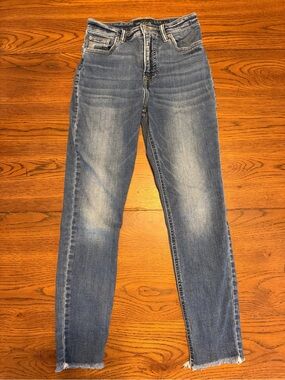 Lucky Brand Women’s Light Blue Skinny Jeans